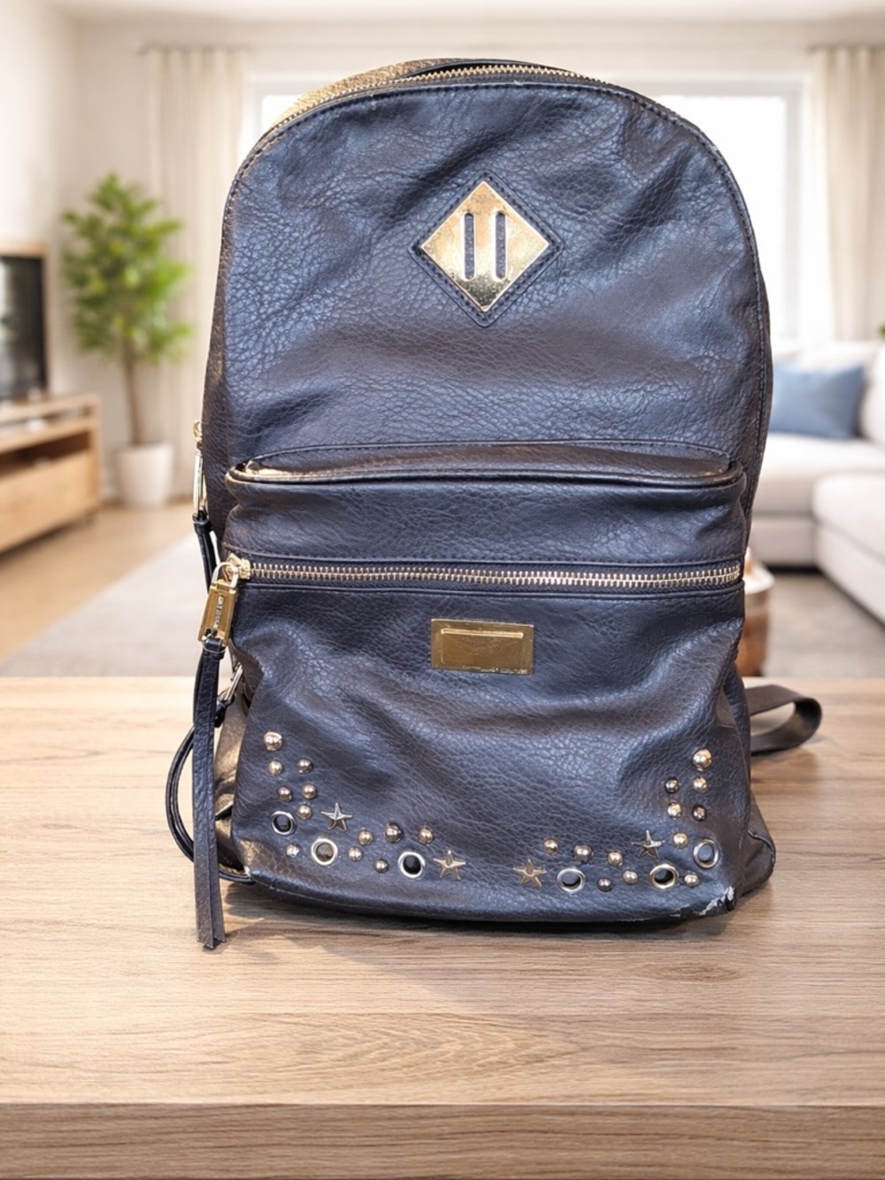 🖤 Juicy Couture Black Faux Leather Backpack w/ Gold Hardware 🖤